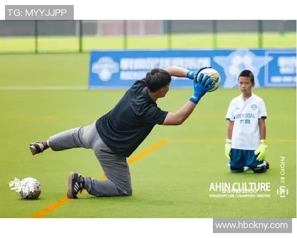 广州篮球队的战术解析与运营体系探讨助力球队发展新思路 广州篮球队的战术解析与运营体系探讨助力球队发展新思路
