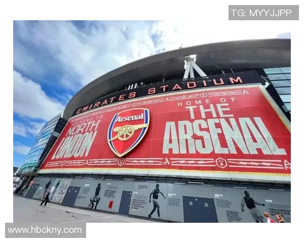 英格兰足球历史上的传奇明星球员及其辉煌成就回顾 英格兰足球历史上的传奇明星球员及其辉煌成就回顾